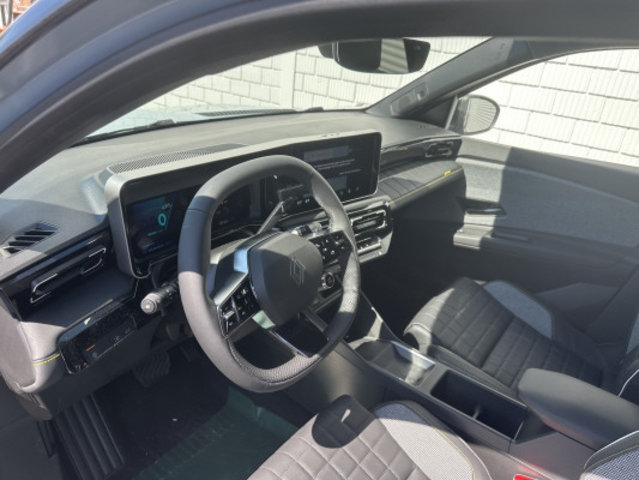 RENAULT R4 E-Tech CR 52kWh Iconic, Electric, Ex-demonstrator, Automatic - 6