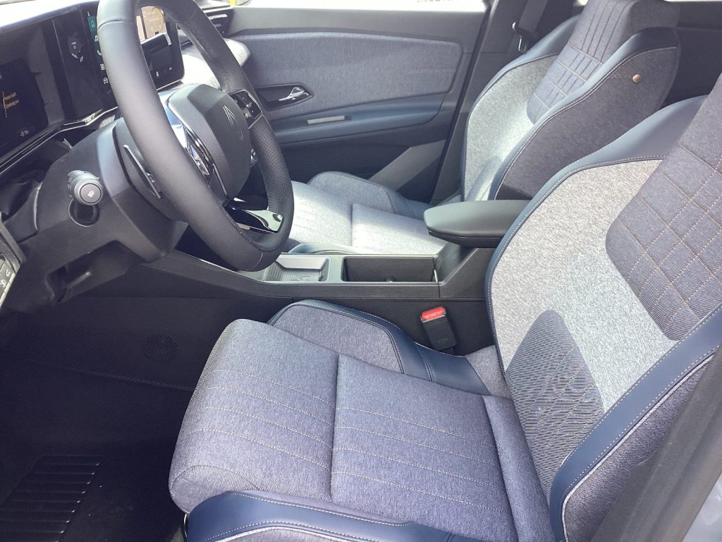 RENAULT R4 Comfort Range techno, Électrique, Voiture nouvelle, Automatique - 7