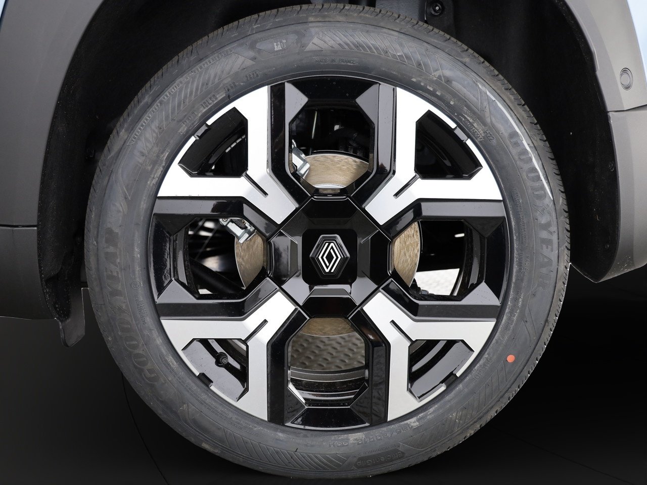 RENAULT R4 E-Tech Comfort Range techno, Elektro, Neuwagen, Automatik - 4