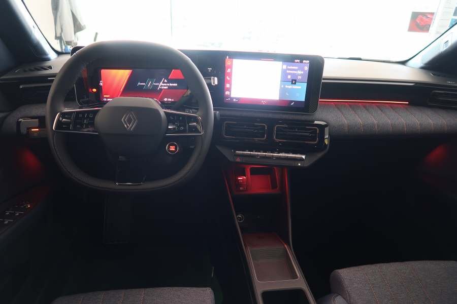 RENAULT R4 E-Tech Comfort Range techno, Électrique, Voiture nouvelle, Automatique - 7