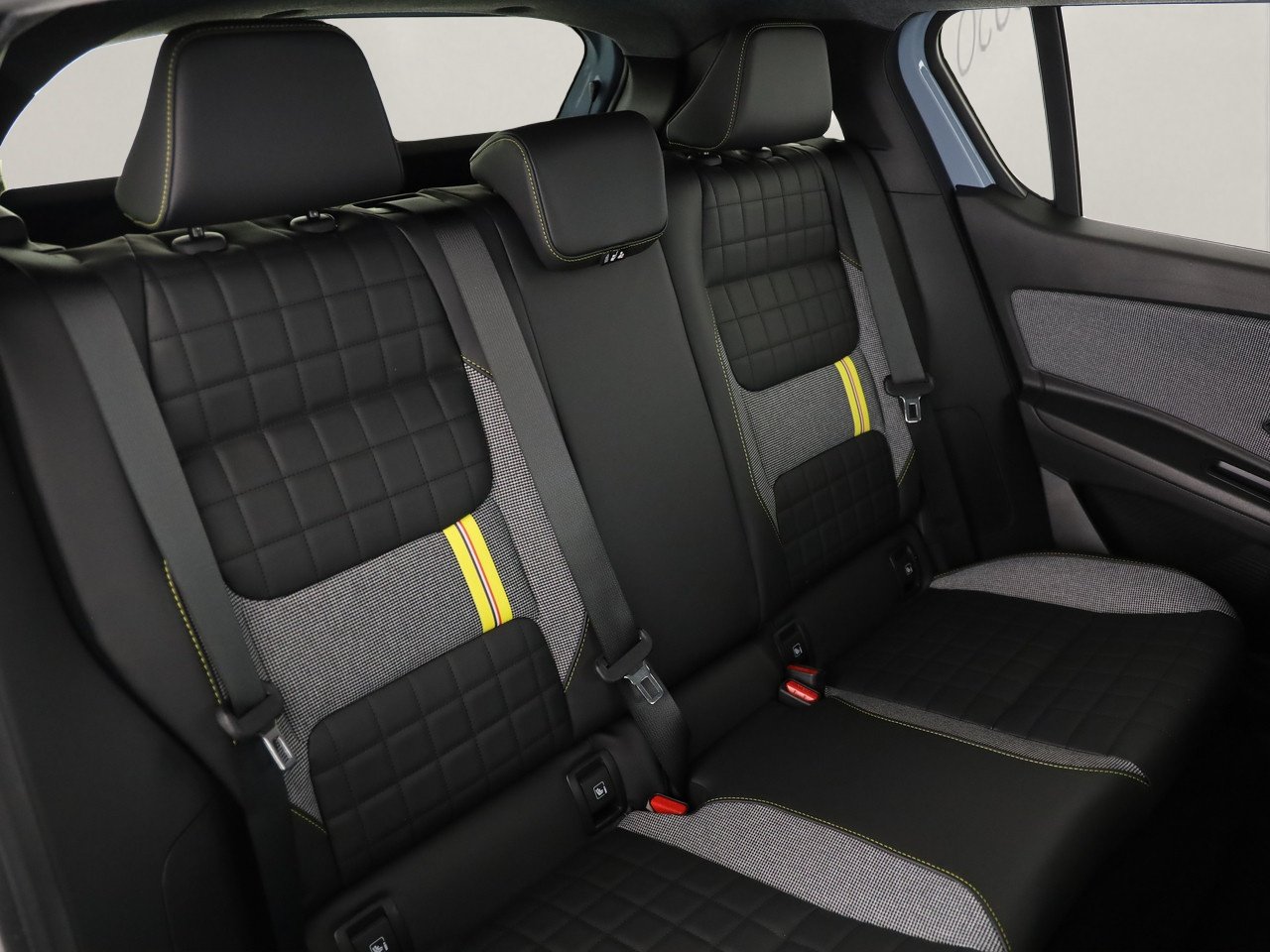 RENAULT R4 E-Tech Comfort Range iconic, Elektro, Neuwagen, Automatik - 5