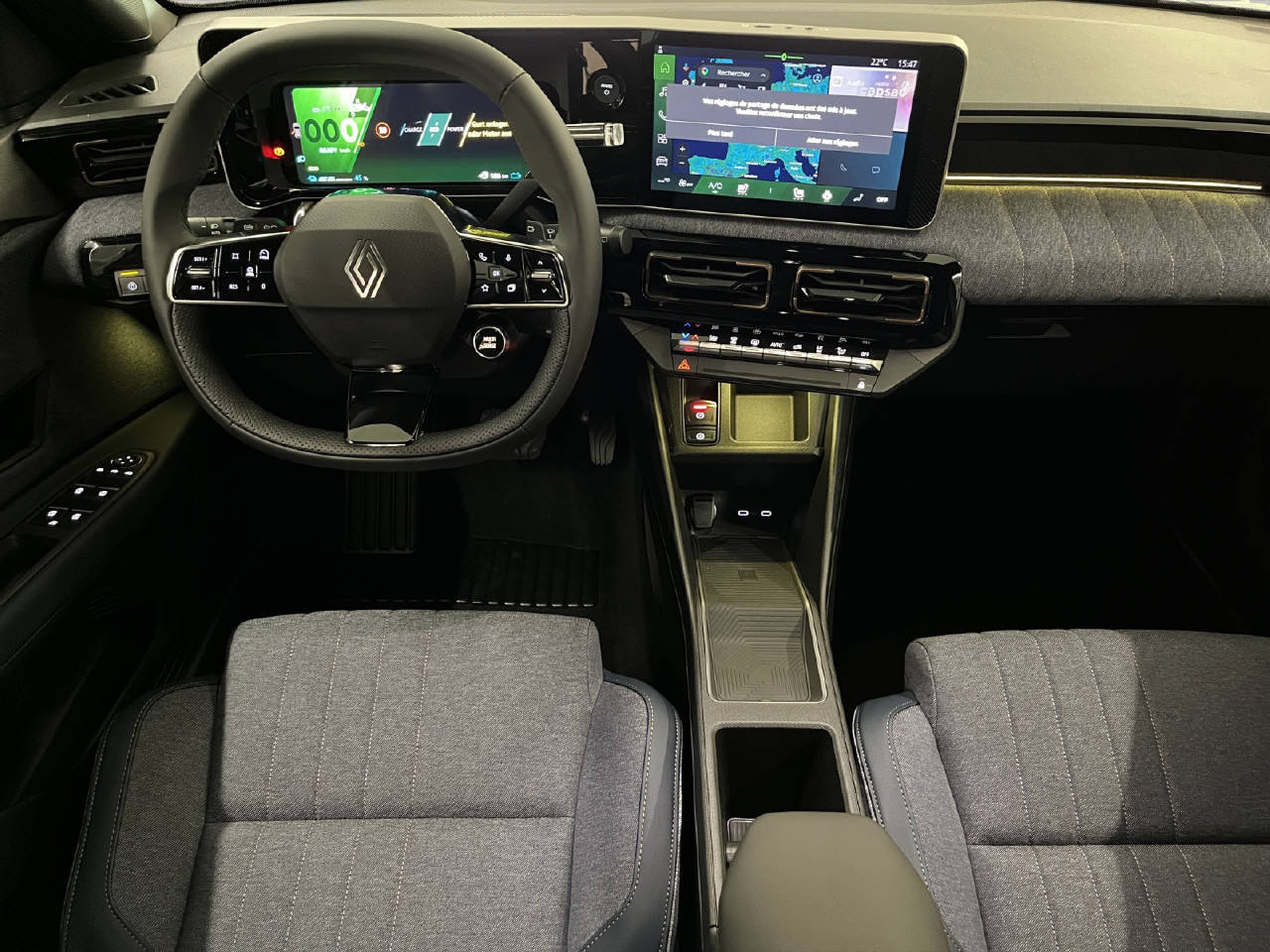 RENAULT R4 E-Tech Comfort Range techno, Elektro, Neuwagen, Automatik - 6