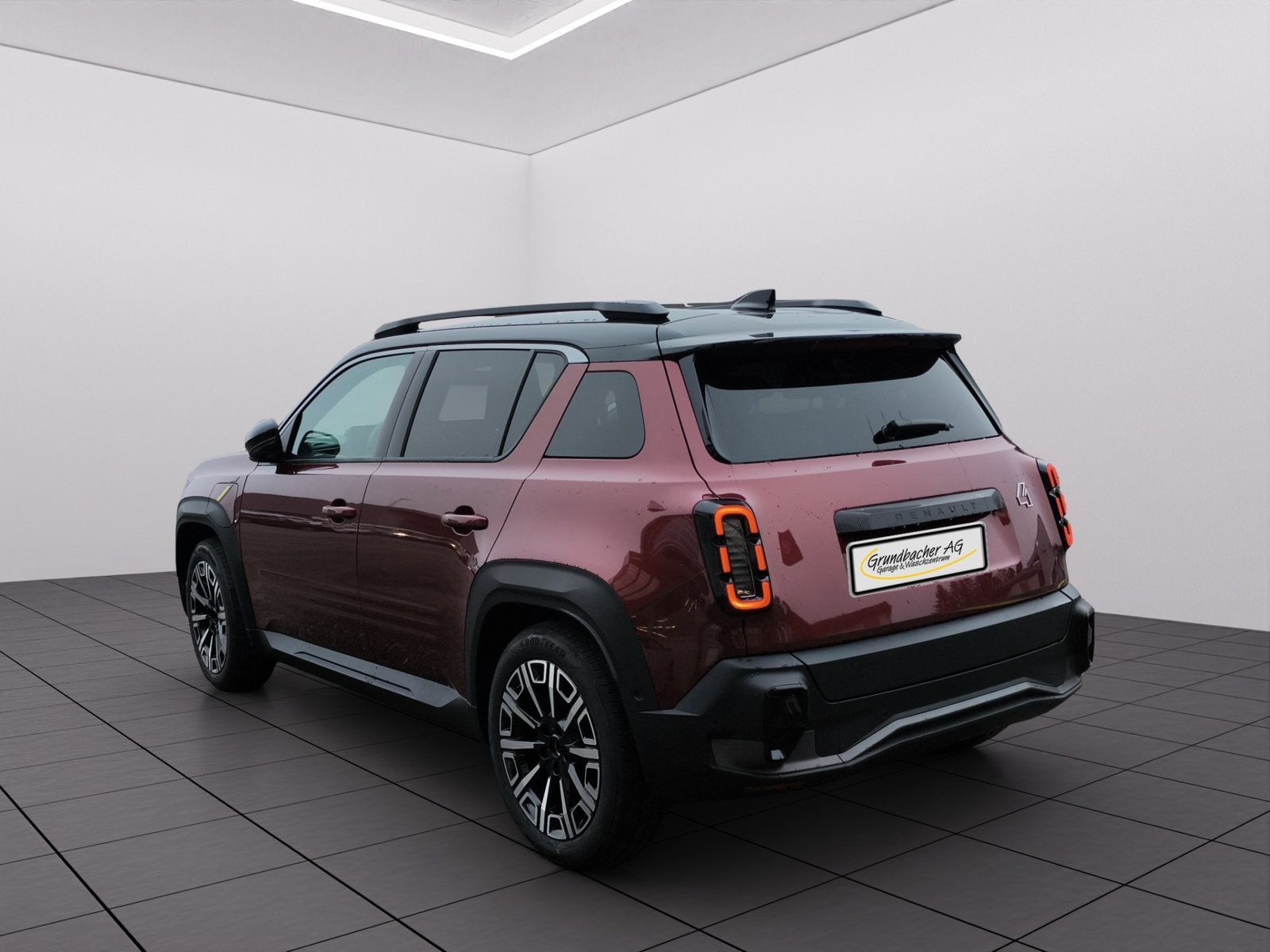 RENAULT R4 E-TECH ELECTRIC iconic 150PS Comfort Range, Electric, New car, Automatic - 5
