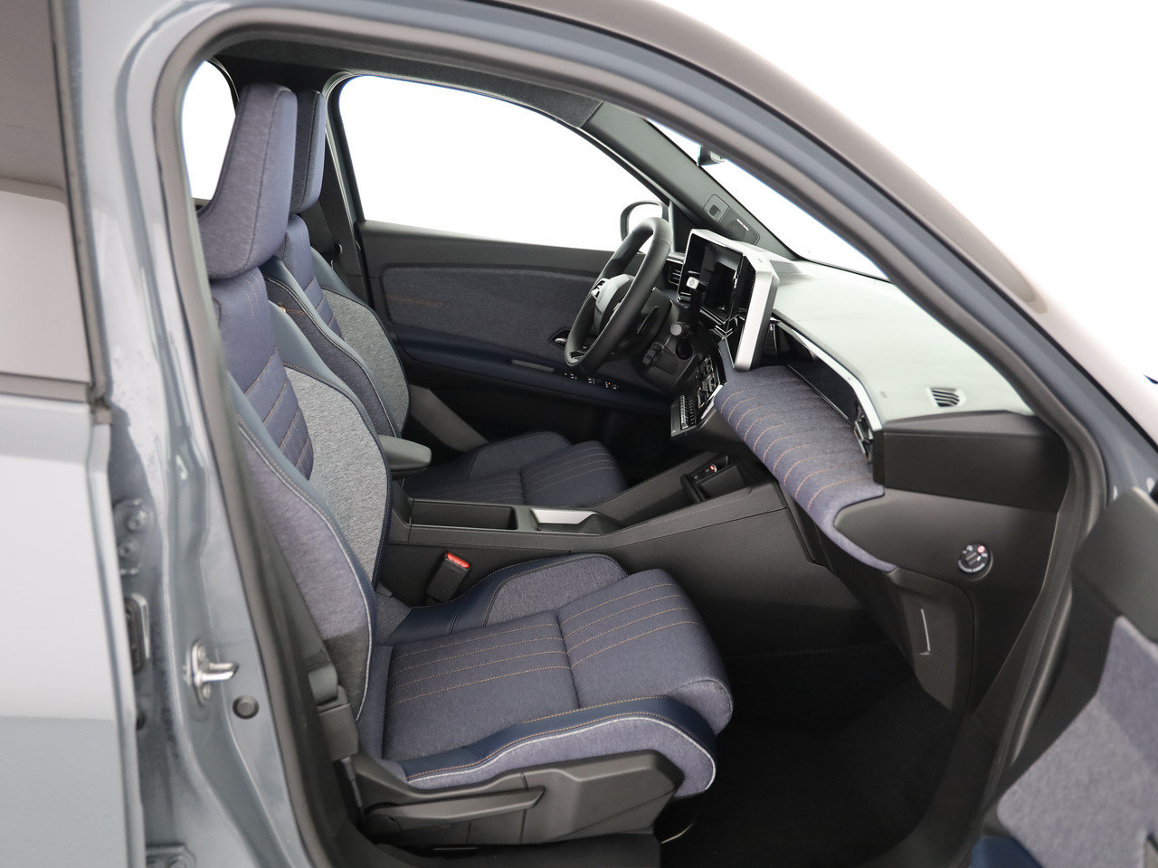 RENAULT R4 E-Tech Comfort Range techno, Électrique, Voiture nouvelle, Automatique - 7