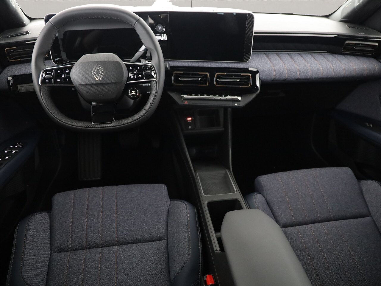 RENAULT R4 E-Tech Comfort Range techno, Elektro, Neuwagen, Automatik - 5