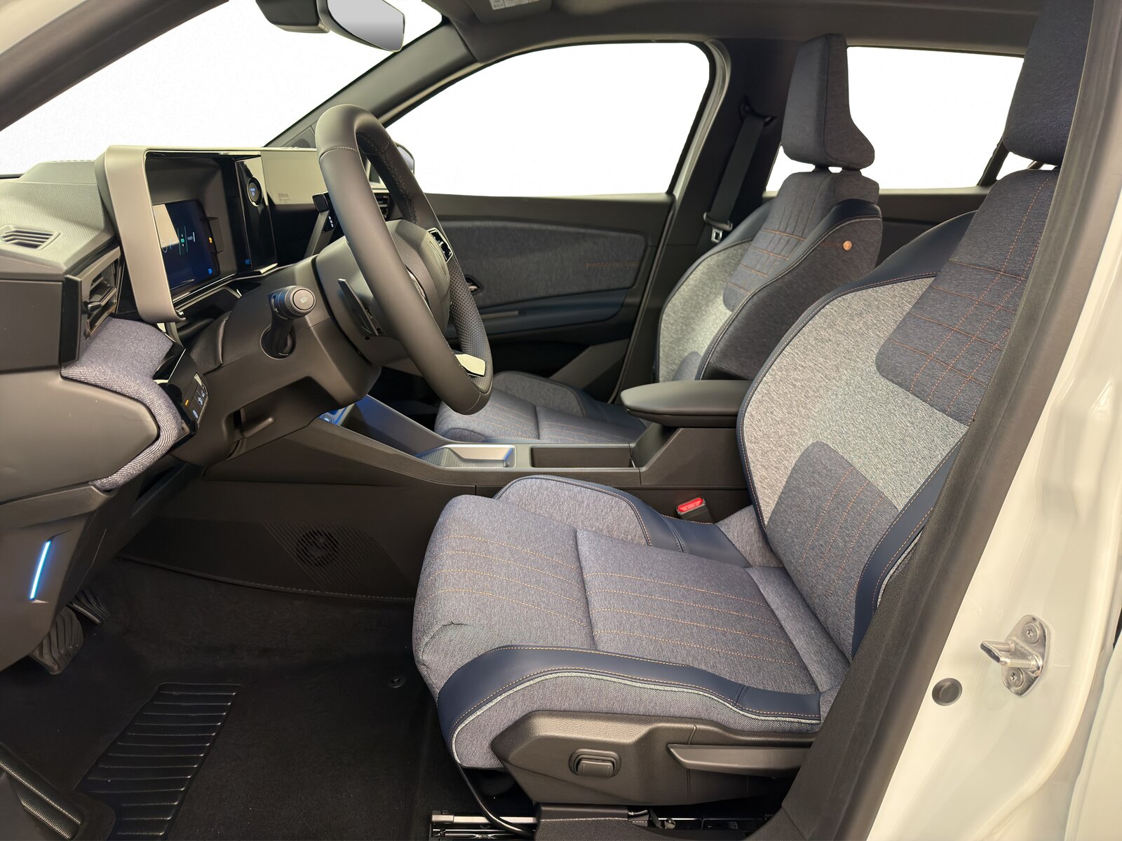 RENAULT R4 E-Tech Comfort Range plein, Electric, New car, Automatic - 7