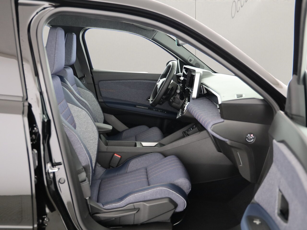 RENAULT R4 E-Tech Comfort Range techno, Electric, New car, Automatic - 7