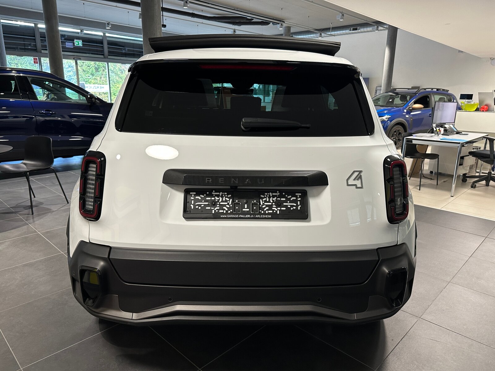 RENAULT R4 E-TECH ELECTRIC techno "plein sud®" 150PS Comfort Range, Elettrica, Auto nuove, Automatico - 4