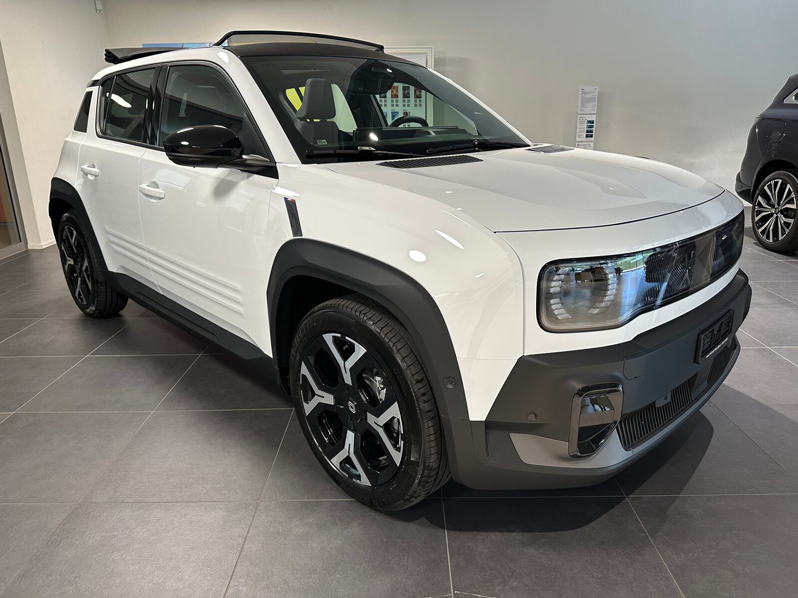 RENAULT R4 E-TECH ELECTRIC techno "plein sud®" 150PS Comfort Range, Elettrica, Auto nuove, Automatico - 7