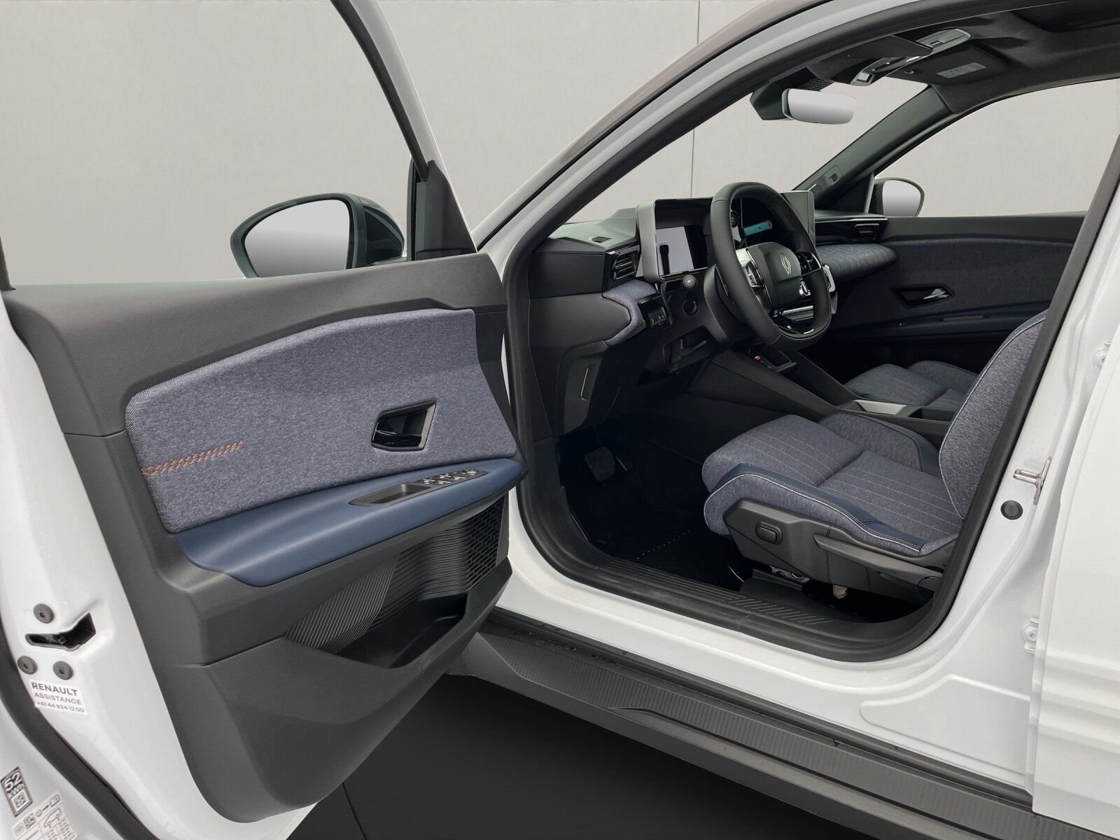 RENAULT R4 E-Tech Comfort Range plein sud techno, Electric, New car, Automatic - 7