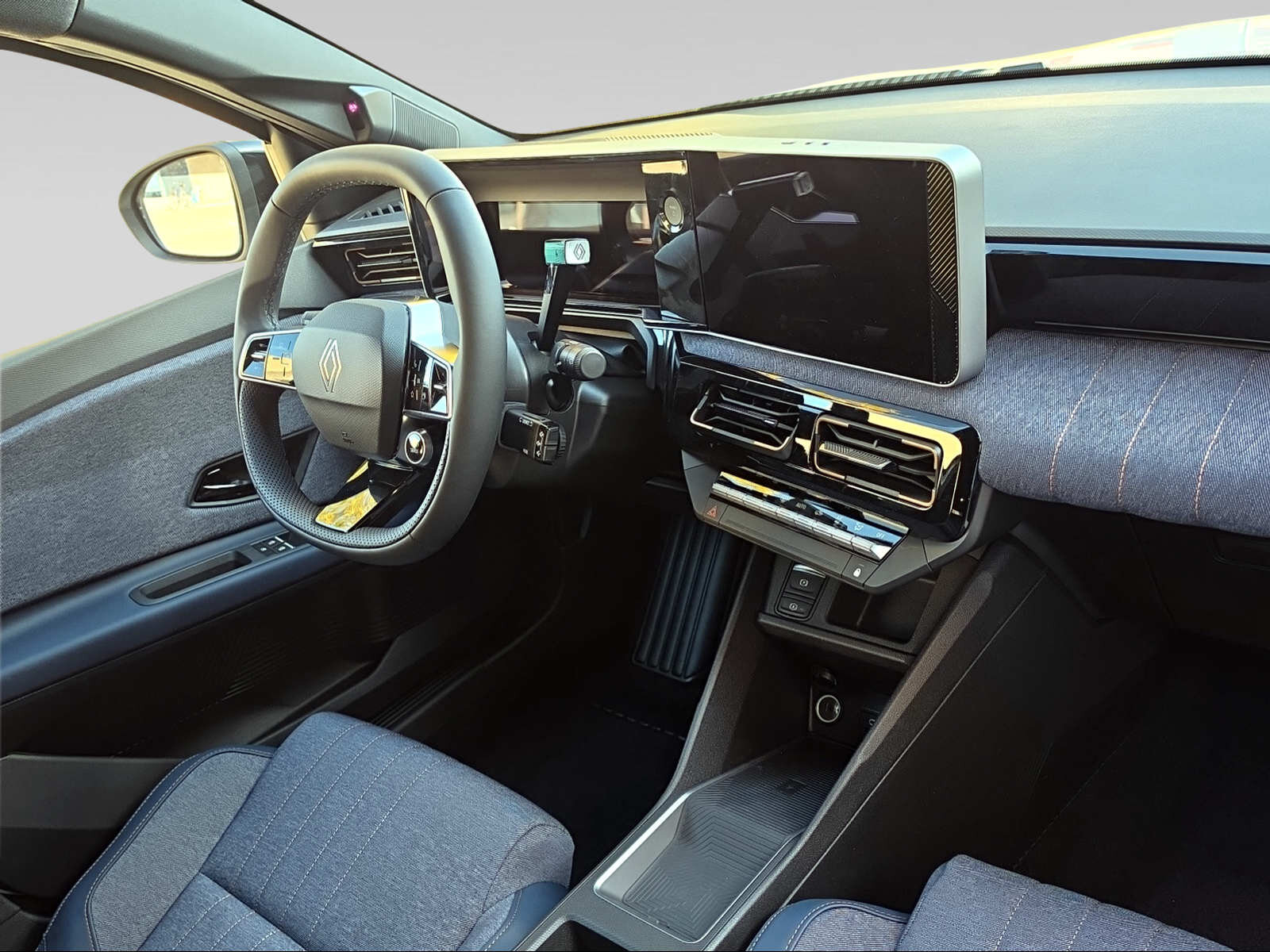 RENAULT R4 techno 150PS "plein sud", Elektro, Neuwagen, Automatik - 4