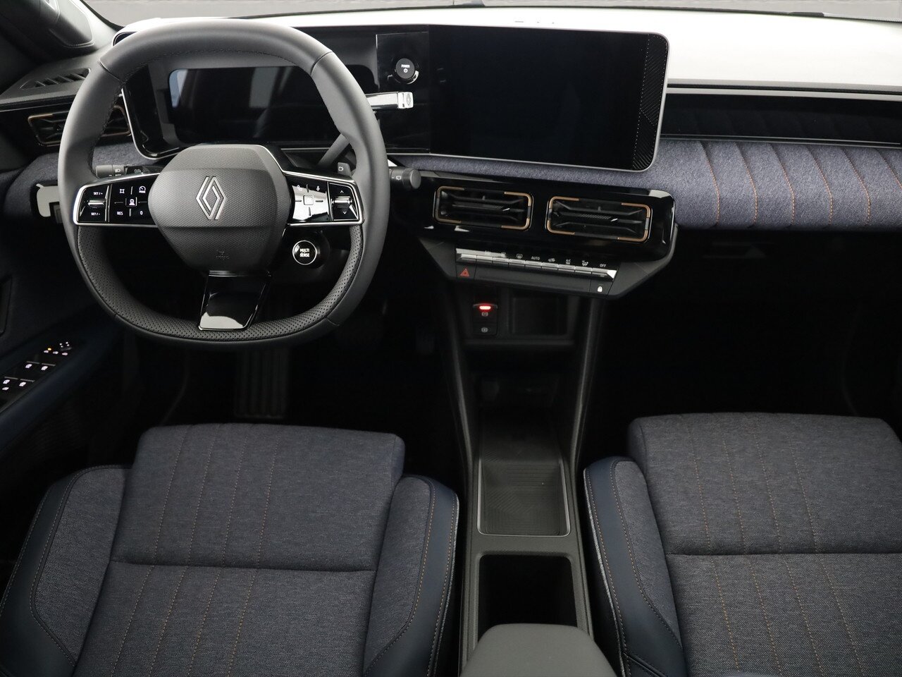 RENAULT R4 E-Tech Comfort Range techno, Elettrica, Auto nuove, Automatico - 5
