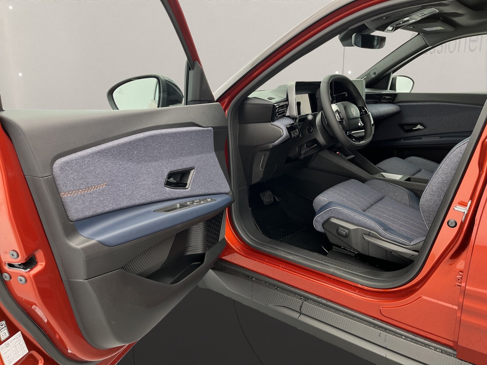 RENAULT R4 E-Tech Comfort Range plein sud techno, Électrique, Voiture nouvelle, Automatique - 7