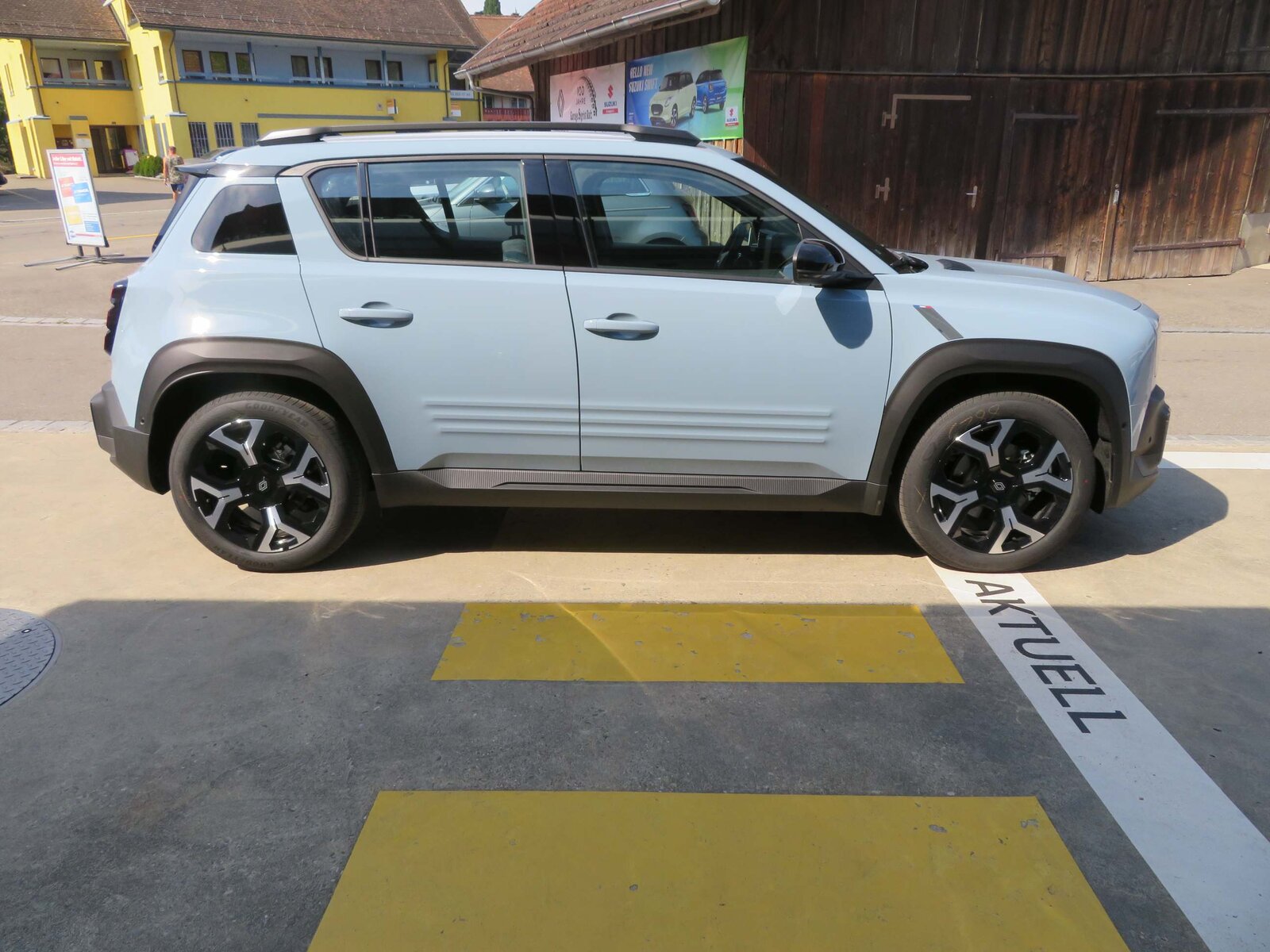RENAULT R4 E-Tech Comfort Range techno, Elettrica, Auto dimostrativa, Automatico - 5