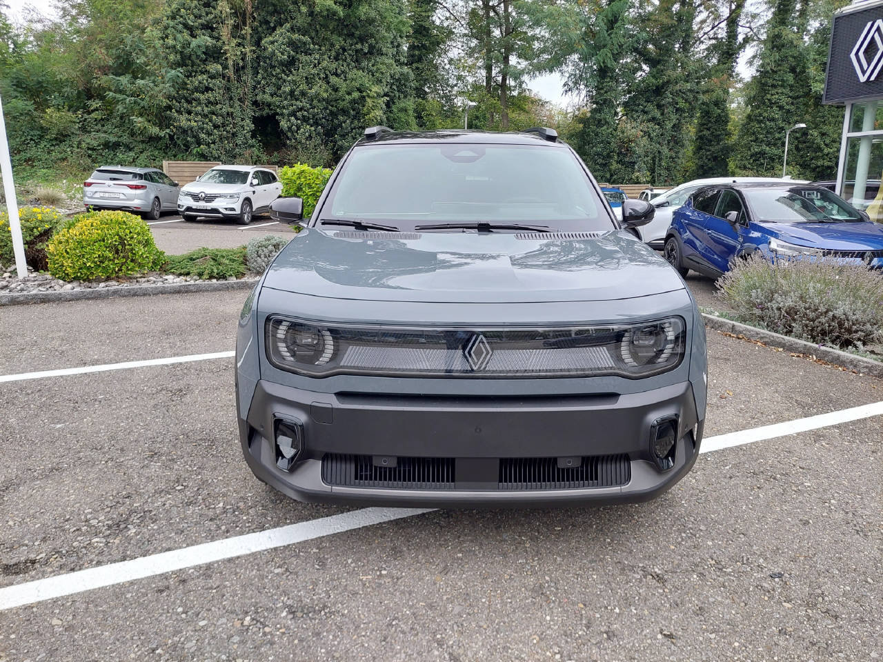 RENAULT R4 E-TECH ELECTRIC techno 150PS Comfort Range, Elettrica, Auto dimostrativa, Automatico - 2