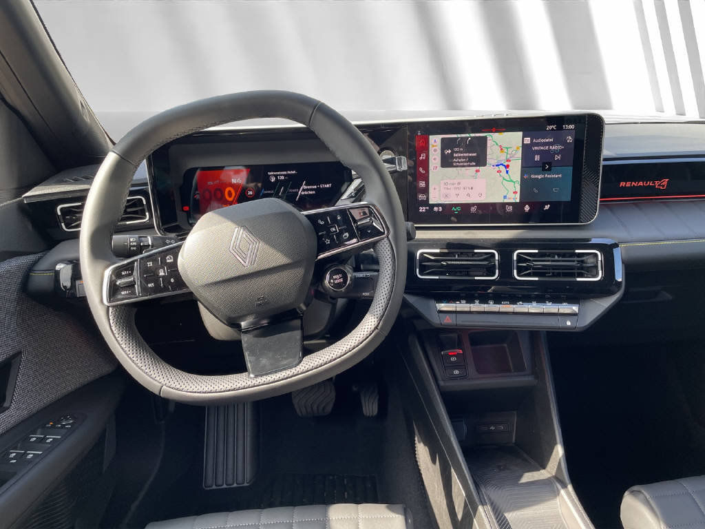 RENAULT R4 E-Tech Comfort Range iconic, Electric, Ex-demonstrator, Automatic - 5