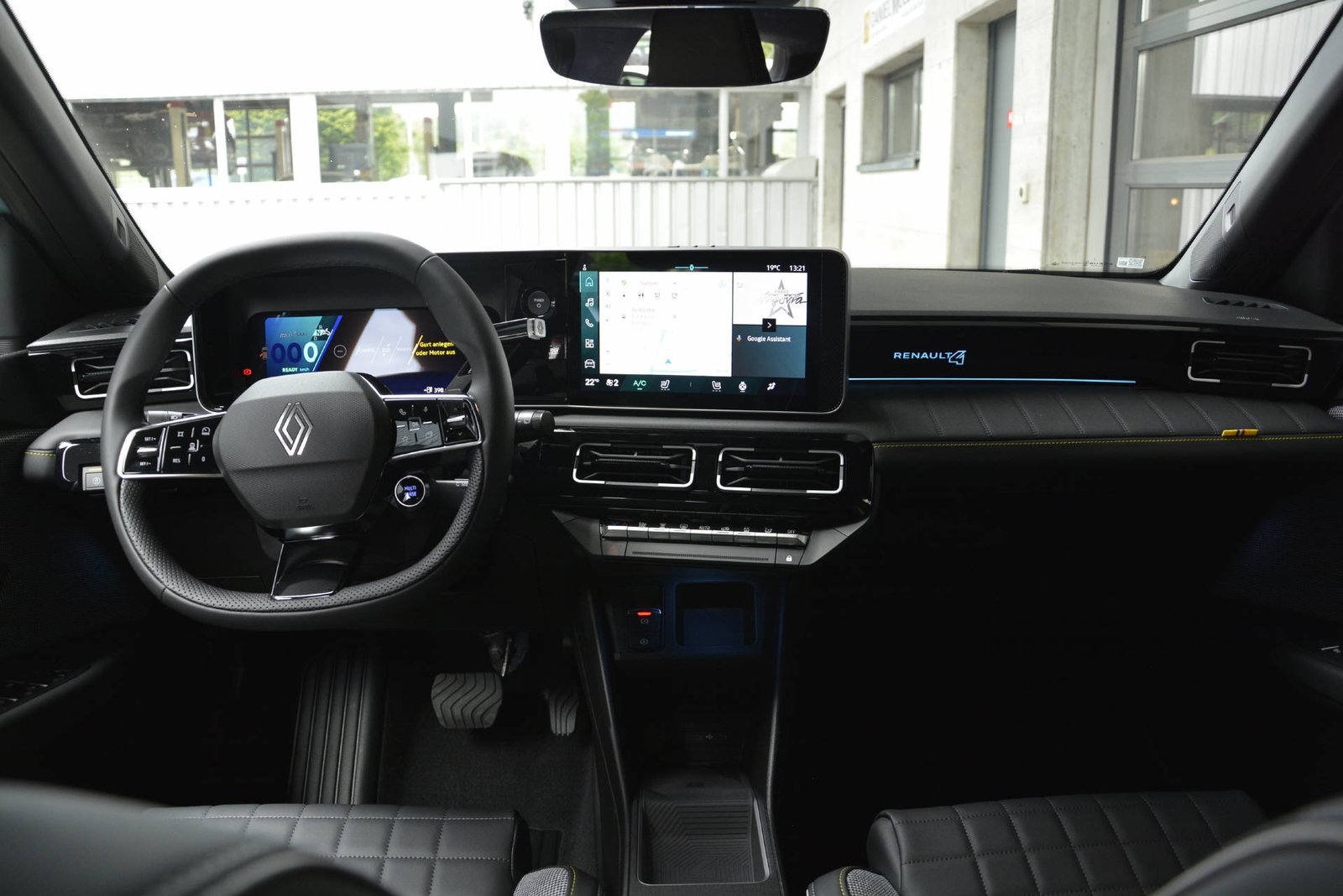RENAULT R4 E-Tech electric iconic 150 Comfort, Électrique, Voiture de démonstration, Automatique - 6