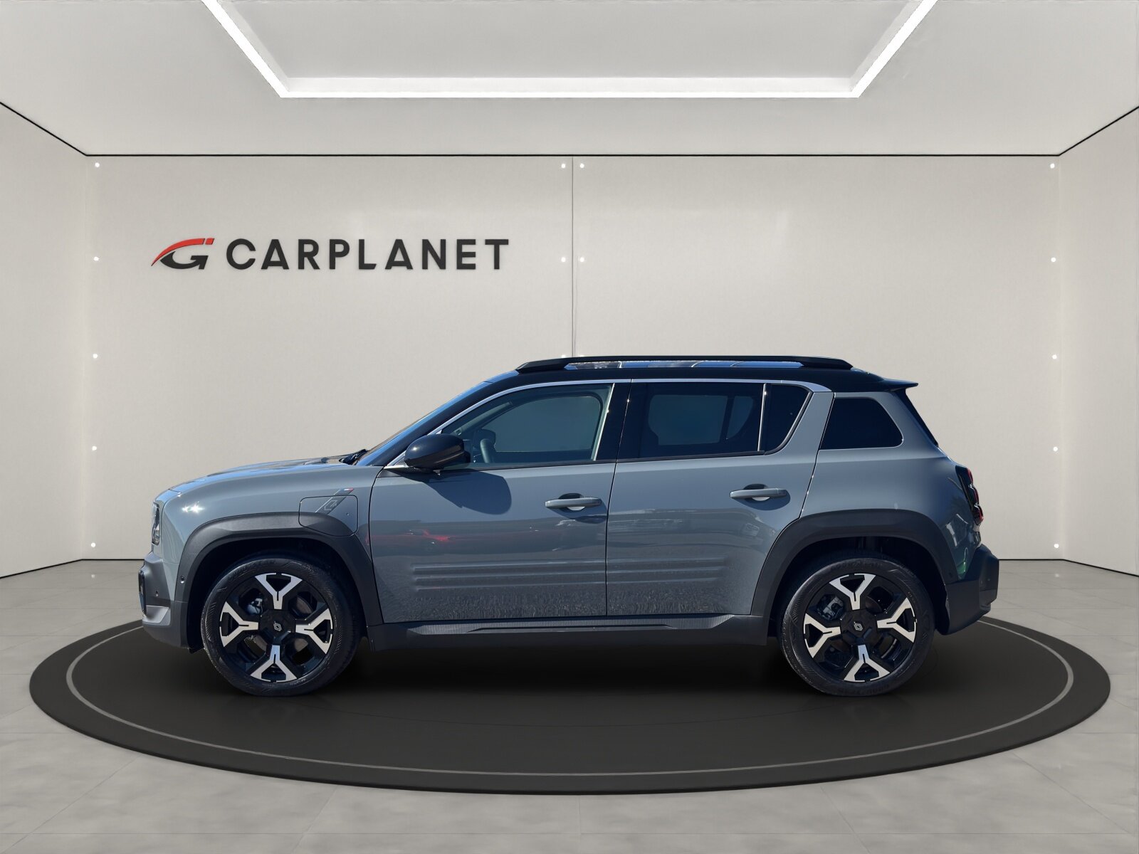 RENAULT R4 E-Tech Comfort Range techno, Electric, Ex-demonstrator, Automatic - 3