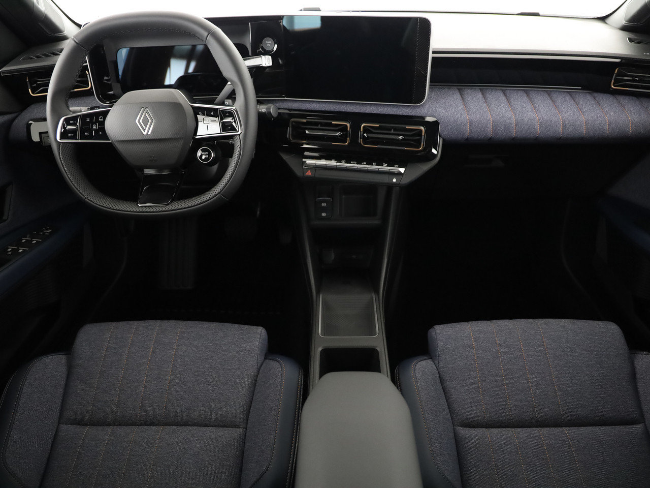 RENAULT R4 E-Tech Comfort Range techno, Électrique, Voiture nouvelle, Automatique - 5