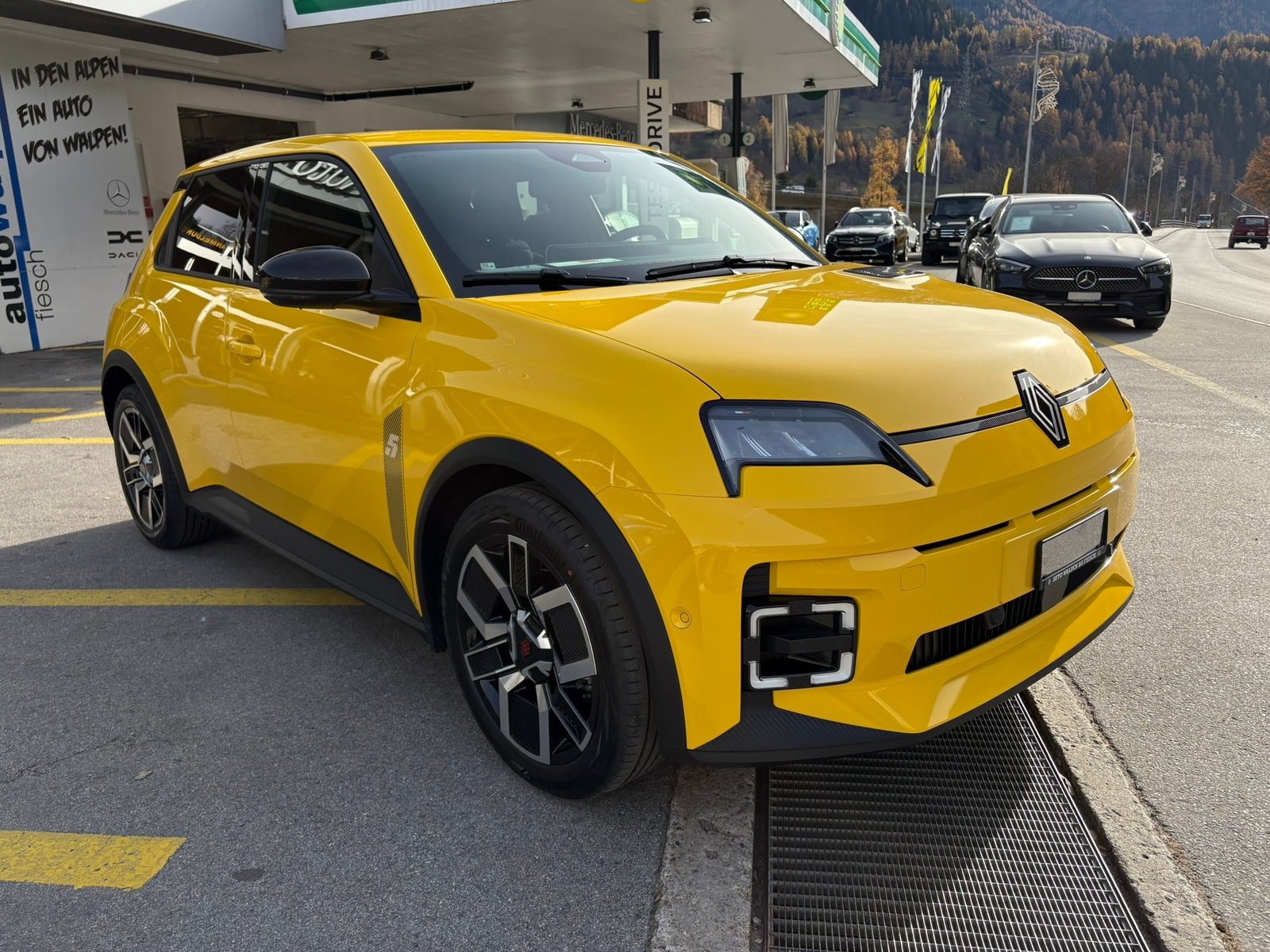 RENAULT R5 E-Tech CR 52kWh Techno, Electric, New car, Automatic - 2