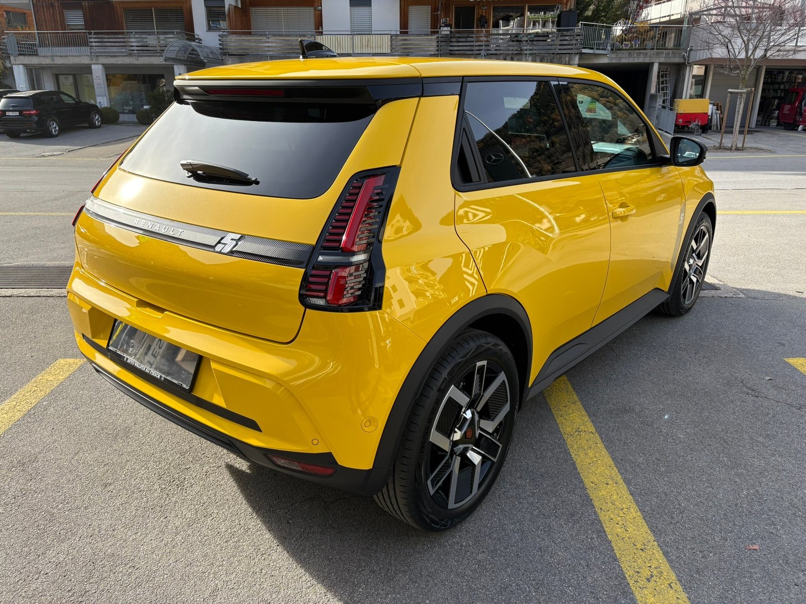 RENAULT R5 E-Tech CR 52kWh Techno, Electric, New car, Automatic - 3