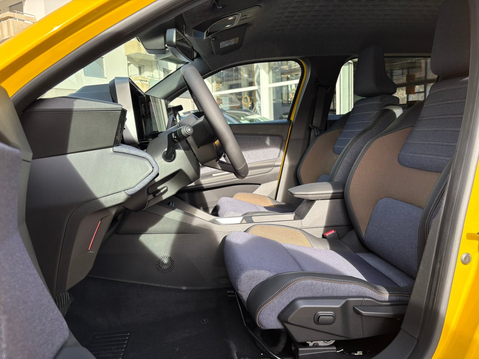 RENAULT R5 E-Tech CR 52kWh Techno, Electric, New car, Automatic - 7