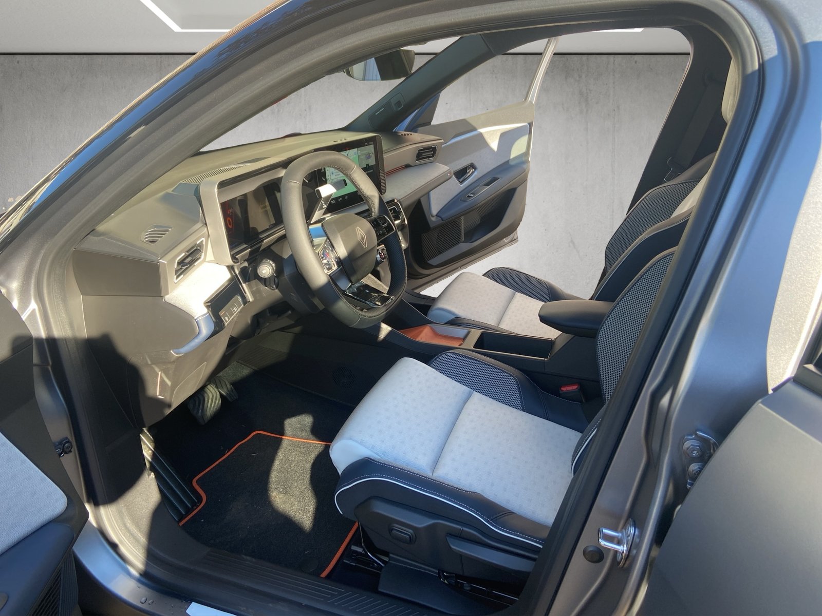 RENAULT R5 E-Tech Comfort Range 52 kWh Roland Garros, Elektro, Neuwagen, Automat - 7