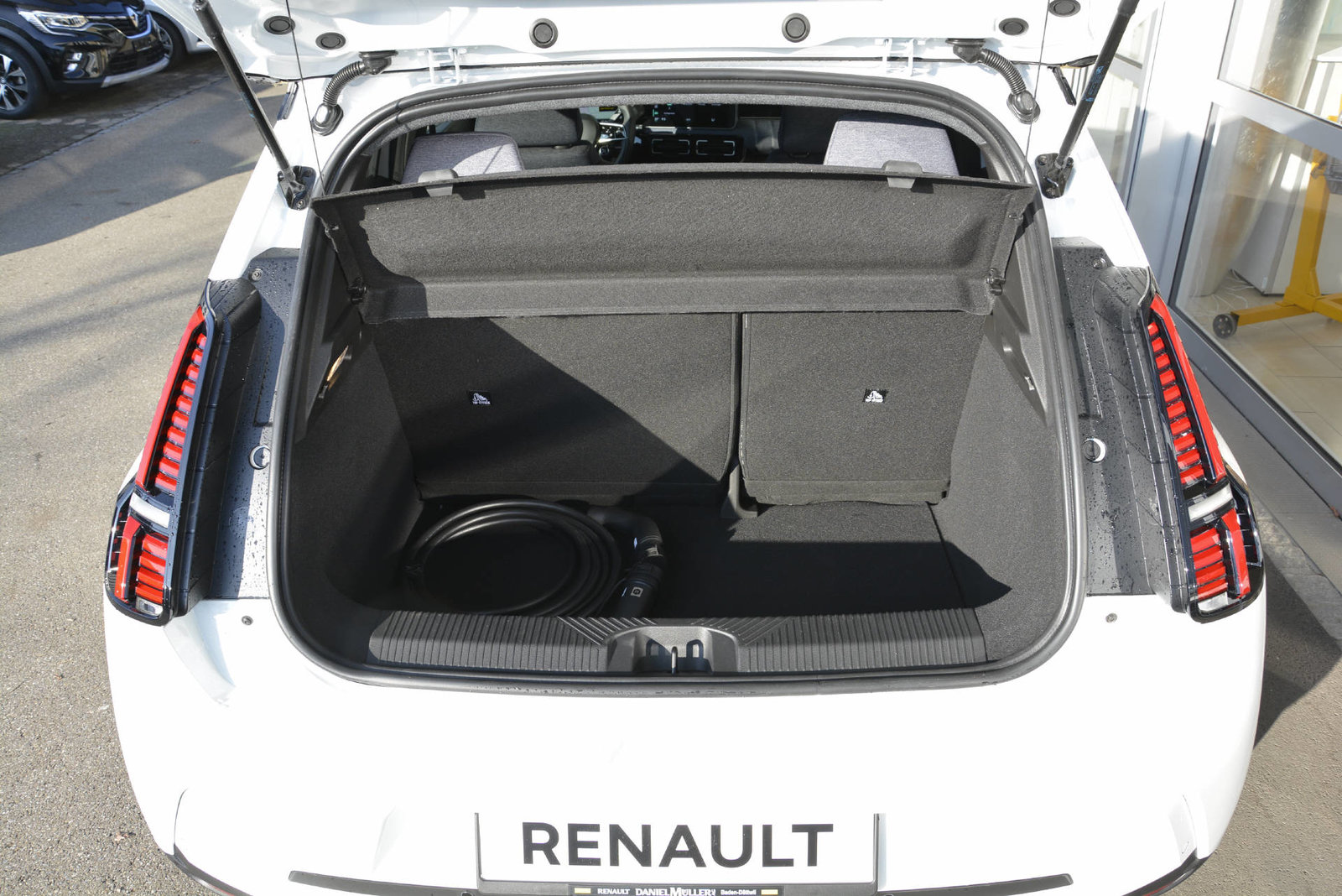 RENAULT R5 E-TECH ELECTRIC techno 150PS Comfort Range, Electric, New car, Automatic - 6