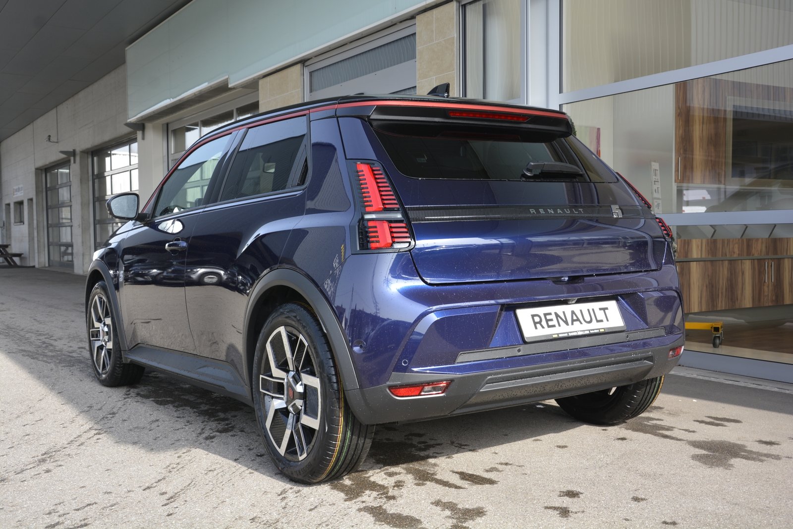 RENAULT R5 E-TECH ELECTRIC techno 150PS Comfort Range, Électrique, Voiture nouvelle, Automatique - 4
