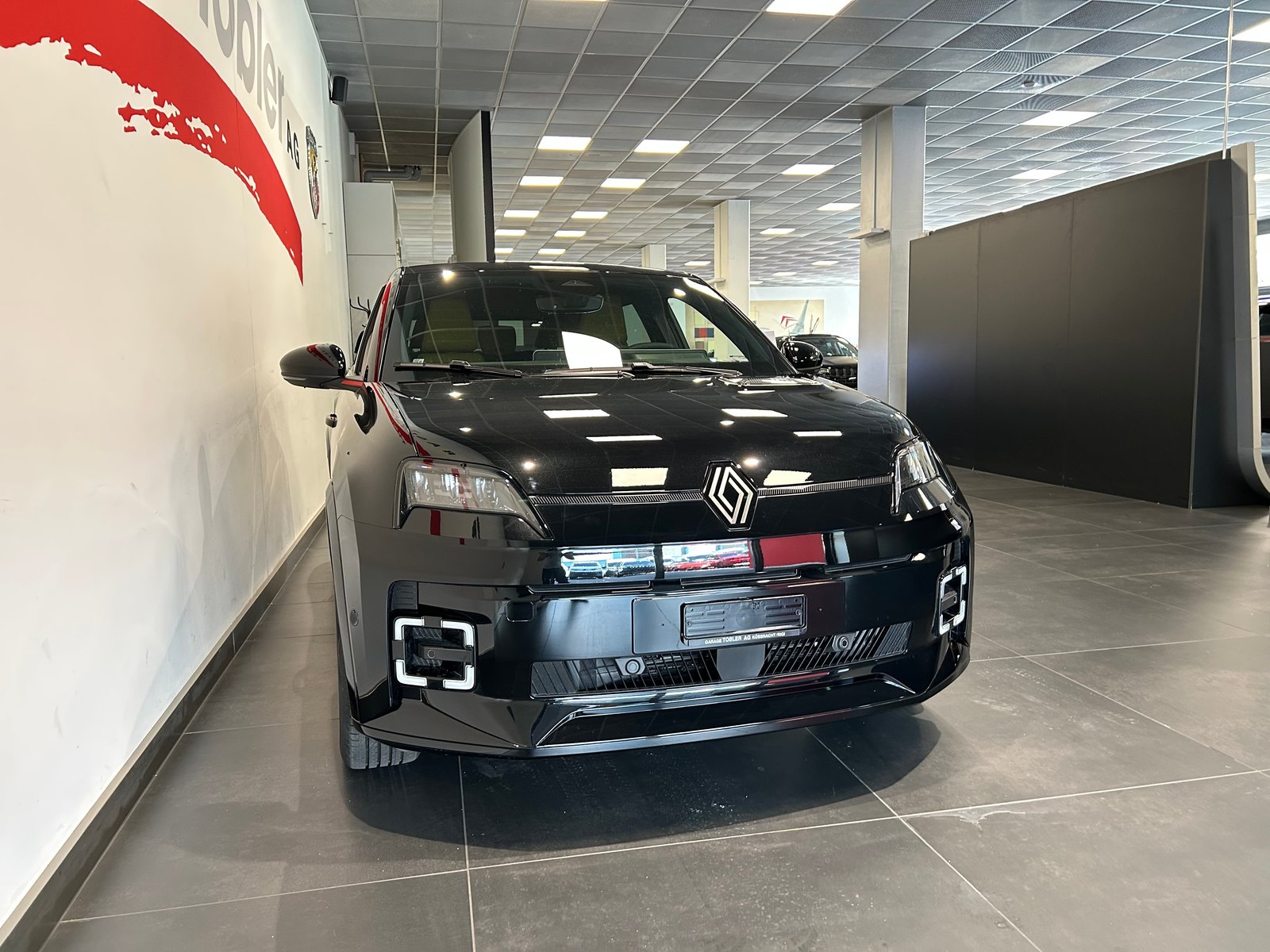 RENAULT R5 E-Tech Comfort Range 52 kWh Iconic Five, Elettrica, Auto nuove, Automatico - 5