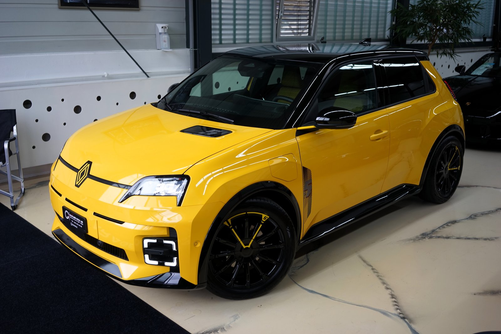 RENAULT R5 E-Tech Comfort Range 52 kWh Iconic Five, Elektro, Occasion / Gebraucht, Automatik - 3