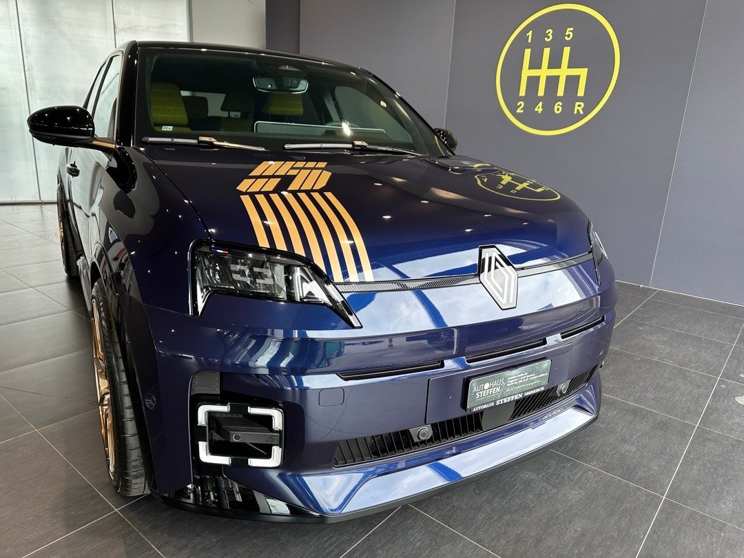 RENAULT R5 E-Tech Comfort Range 52 kWh Iconic Five, Electric, Second hand / Used, Automatic - 2
