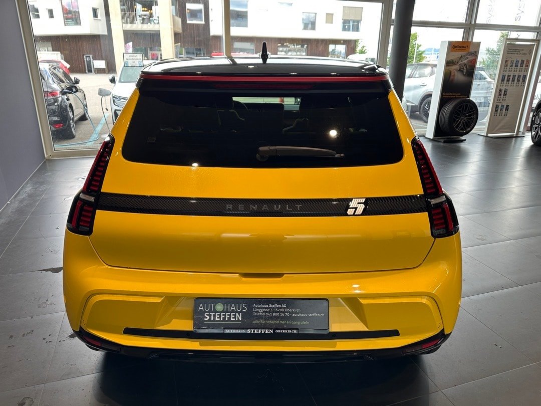 RENAULT R5 E-Tech Comfort Range 52 kWh Iconic Five, Elektro, Occasion / Gebraucht, Automatik - 6