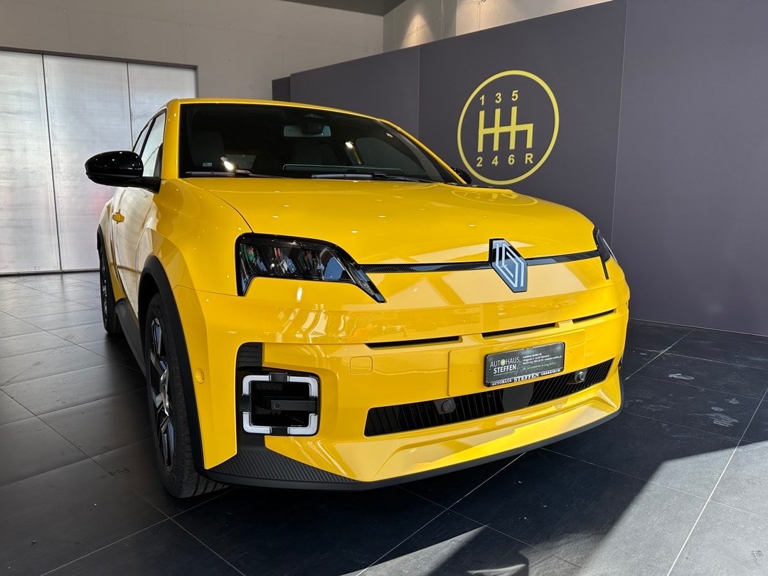 RENAULT R5 E-Tech Comfort Range 52 kWh Iconic Five, Electric, Second hand / Used, Automatic - 2