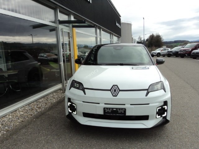 RENAULT R5 E-Tech Comfort Range 52 kWh Iconic Five, Electric, Ex-demonstrator, Automatic - 4