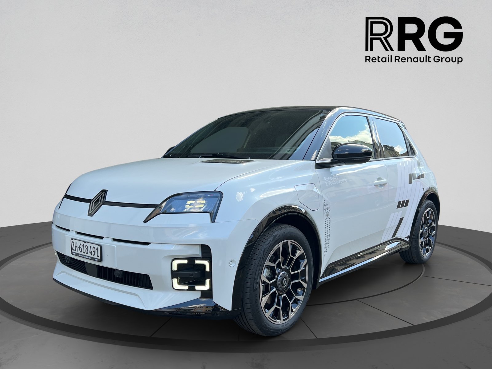 RENAULT R5 E-Tech Comfort Range 52 kWh Roland Garros, Electric, Ex-demonstrator, Automatic - 3