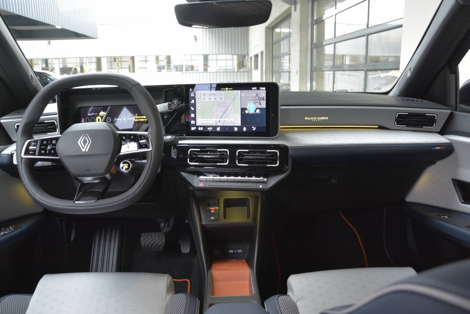 RENAULT R5 E-Tech Roland Garros 150 Comfort Range, Électrique, Voiture de démonstration, Automatique - 6