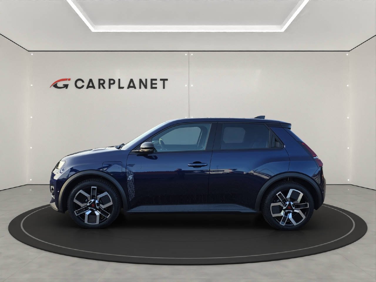 RENAULT R5 E-Tech Comfort Range techno, Electric, New car, Automatic - 3