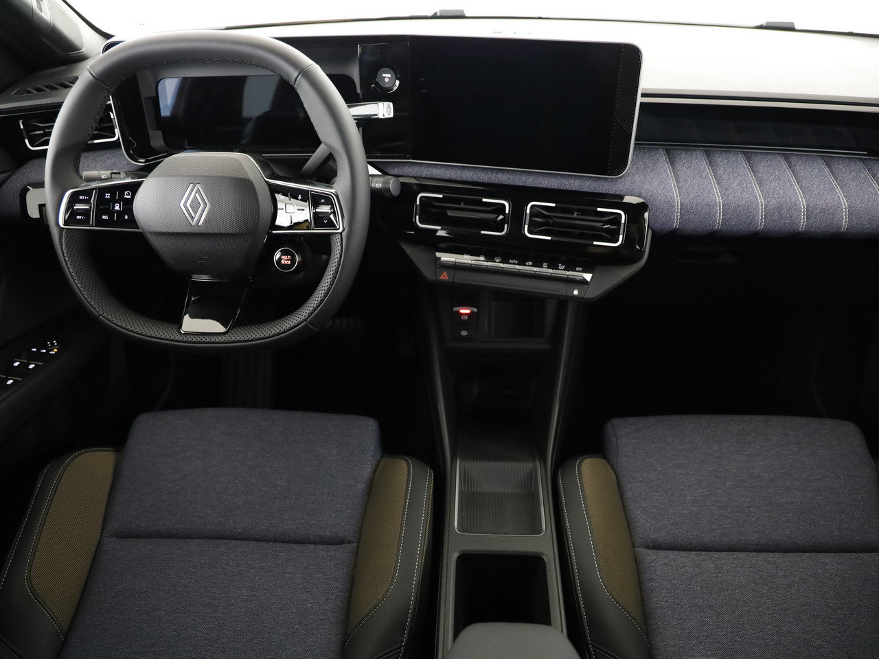 RENAULT R5 E-Tech Comfort Range techno, Electric, New car, Automatic - 5