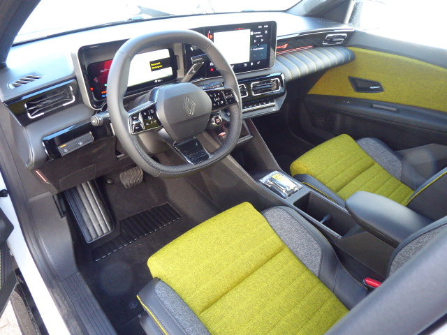 RENAULT R5 E-Tech Comfort Range iconic five 52 kWh, Electric, New car, Automatic - 5