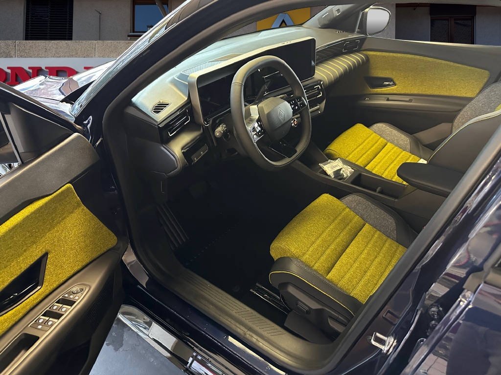 RENAULT R5 E-Tech Comfort Range iconic five, Elektro, Neuwagen, Automatik - 5