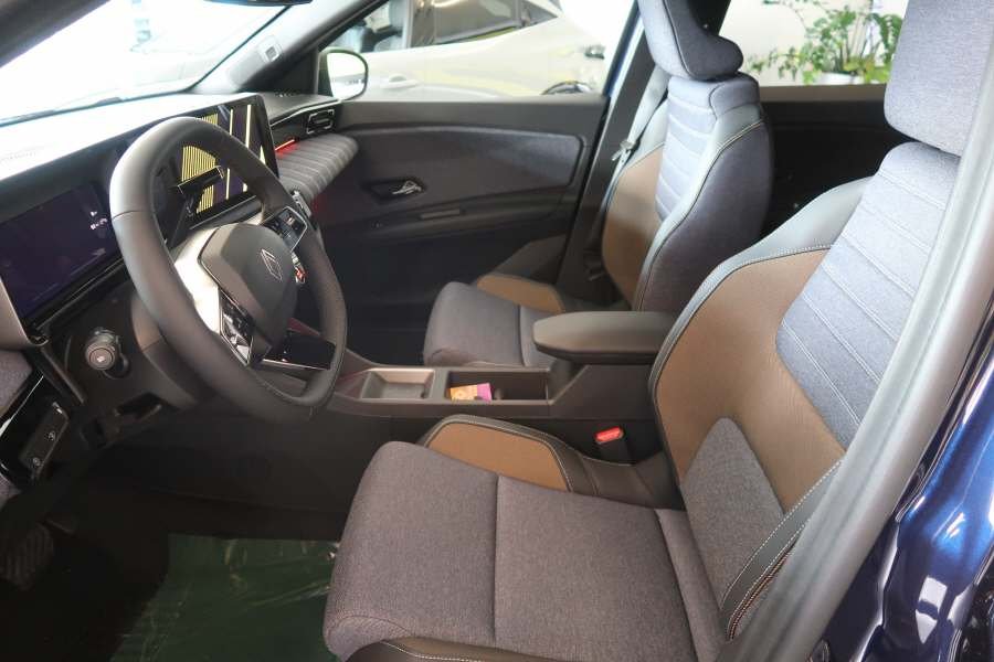 RENAULT R5 E-Tech Comfort Range techno, Électrique, Voiture nouvelle, Automatique - 6