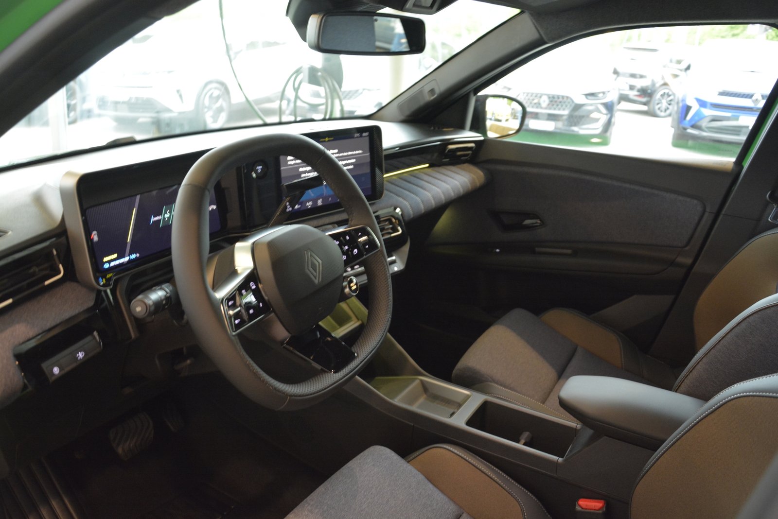 RENAULT R5 E-TECH ELECTRIC techno 150PS Comfort Range, Électrique, Voiture nouvelle, Automatique - 4