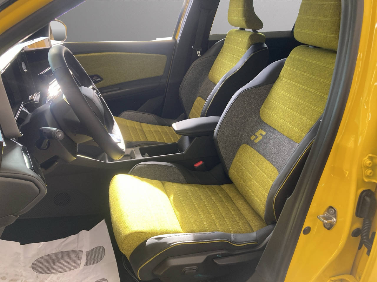 RENAULT R5 E-Tech Comfort Range iconic five, Électrique, Voiture nouvelle, Automatique - 5