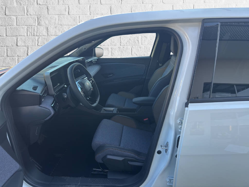 RENAULT R5 E-Tech Comfort Range techno, Electric, New car, Automatic - 6