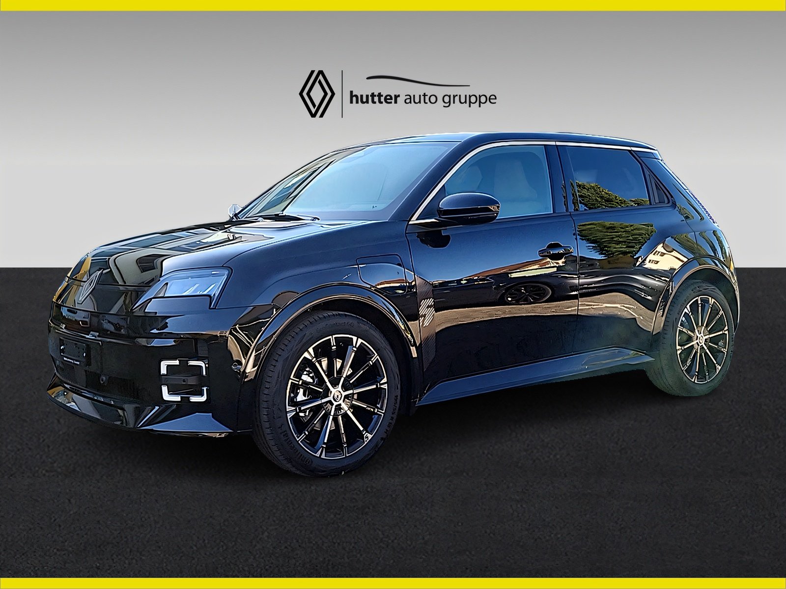 RENAULT R5 E-Tech Comfort Range iconic five