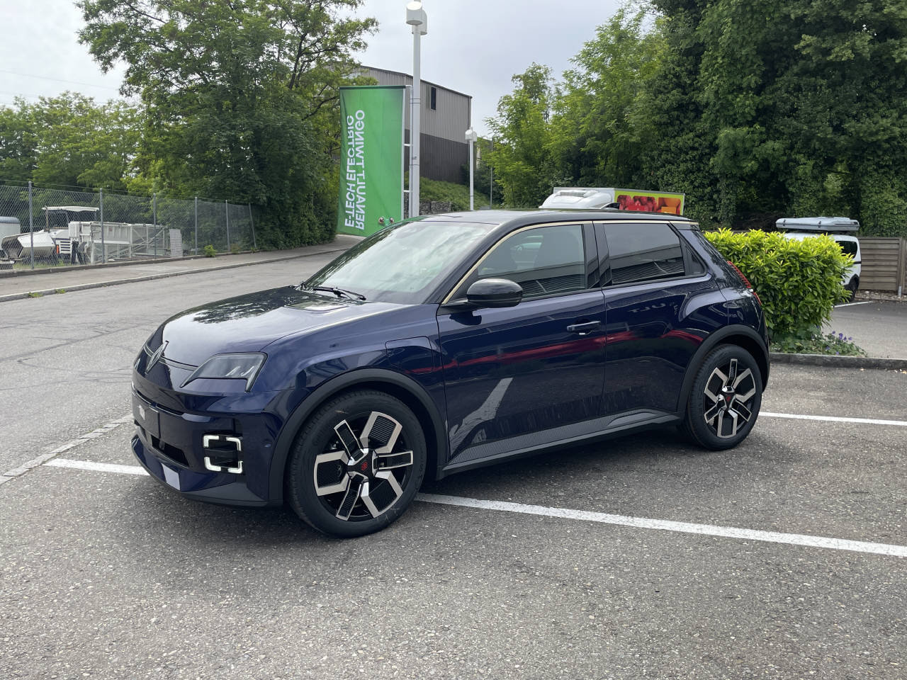 RENAULT R5 E-Tech Comfort Range techno, Electric, New car, Automatic - 3