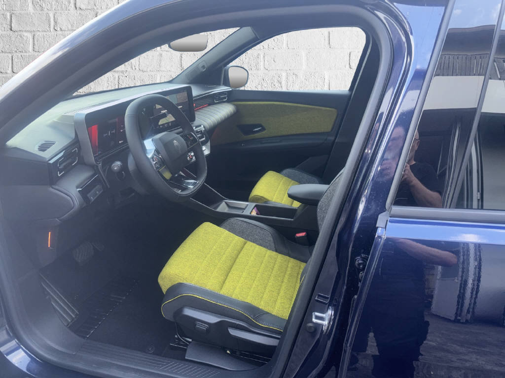 RENAULT R5 E-Tech Comfort Range iconic five, Electric, New car, Automatic - 6