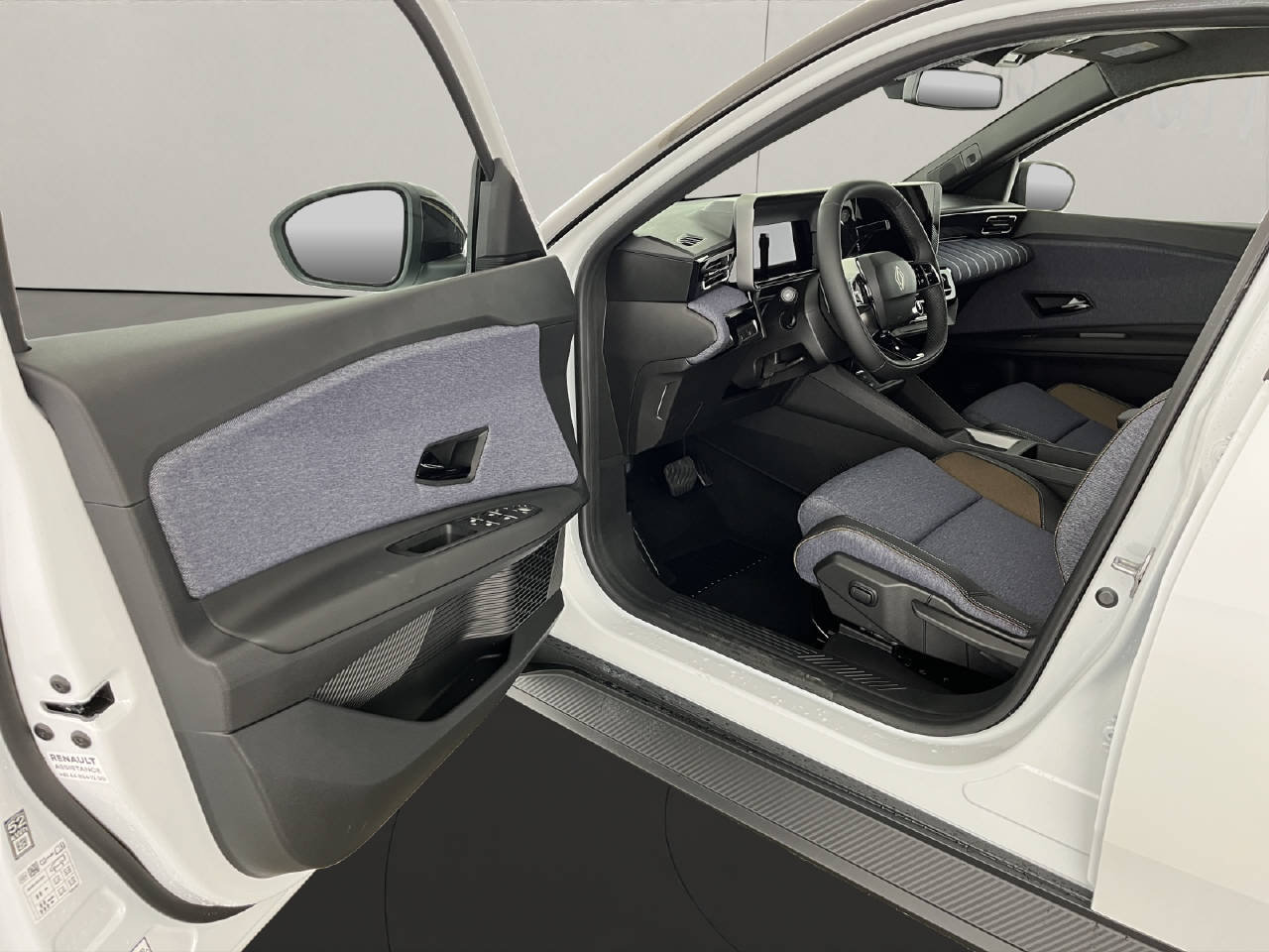 RENAULT R5 E-Tech Comfort Range techno, Electric, New car, Automatic - 7