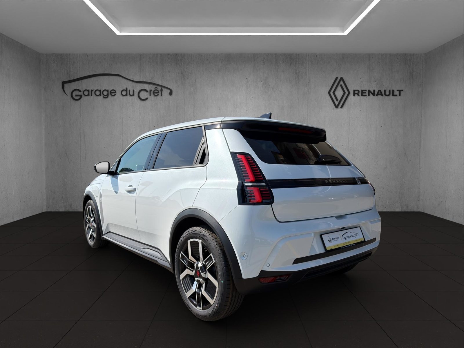 RENAULT R5 E-Tech Comfort Range techno, Electric, New car, Automatic - 3
